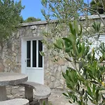 Apartment Studio With Sea View10 *