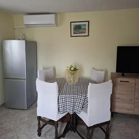 Studio With Sea View10 *