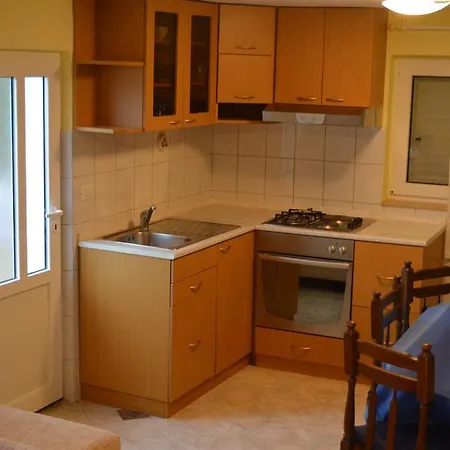 Apartment Studio With Sea View10 Stomorska